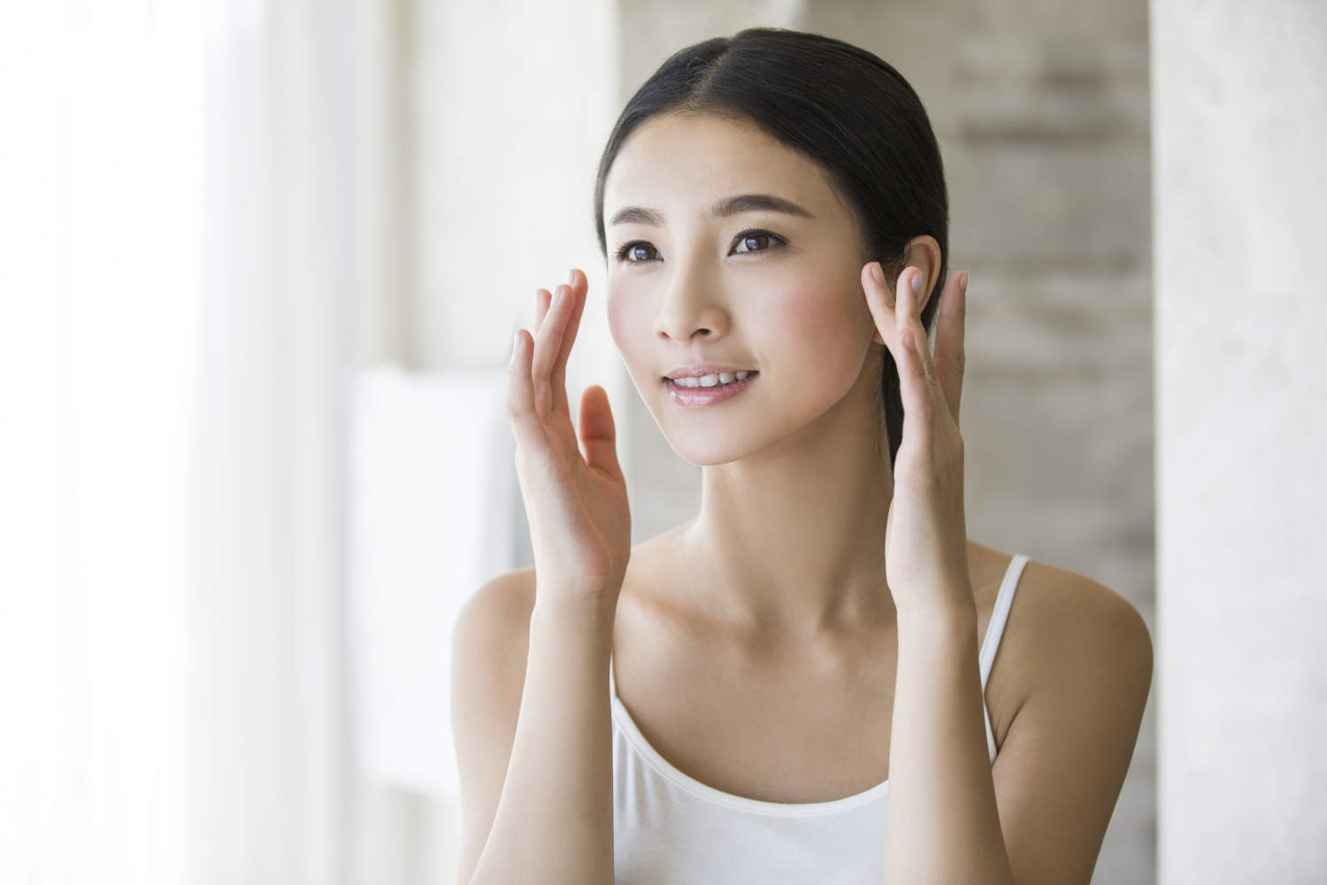 Jawline & Chin Contouring in Manotick How Lipolysis Treatments Eliminate Stubborn Fat Without Surgery